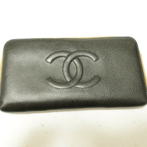 CHANEL Zip around Wallet - Picture 1 of 10